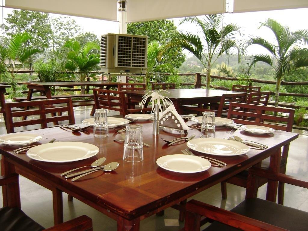 Sparsh Resort & Chalet Kalamb  エクステリア 写真