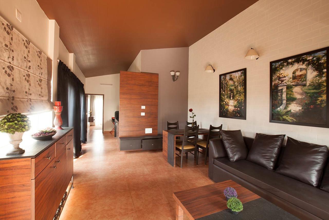 Sparsh Resort & Chalet Kalamb  エクステリア 写真